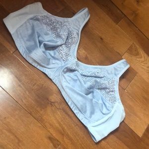 Glamorize unlined no wire bra